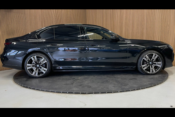 BMW i7 XDrive60 106 kWh|M-SPORT|96% SOH|BLACK EDITION|FULL OPTION|PANORAMA|STOEL+STUURVERW|360+3D+V+A CAMERA|NAP|NL-AUTO|INCL.BTW|