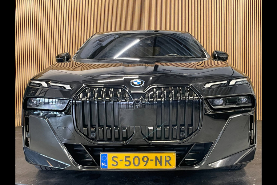 BMW i7 XDrive60 106 kWh|M-SPORT|96% SOH|BLACK EDITION|FULL OPTION|PANORAMA|STOEL+STUURVERW|360+3D+V+A CAMERA|NAP|NL-AUTO|INCL.BTW|