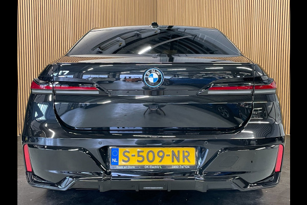 BMW i7 XDrive60 106 kWh|M-SPORT|96% SOH|BLACK EDITION|FULL OPTION|PANORAMA|STOEL+STUURVERW|360+3D+V+A CAMERA|NAP|NL-AUTO|INCL.BTW|