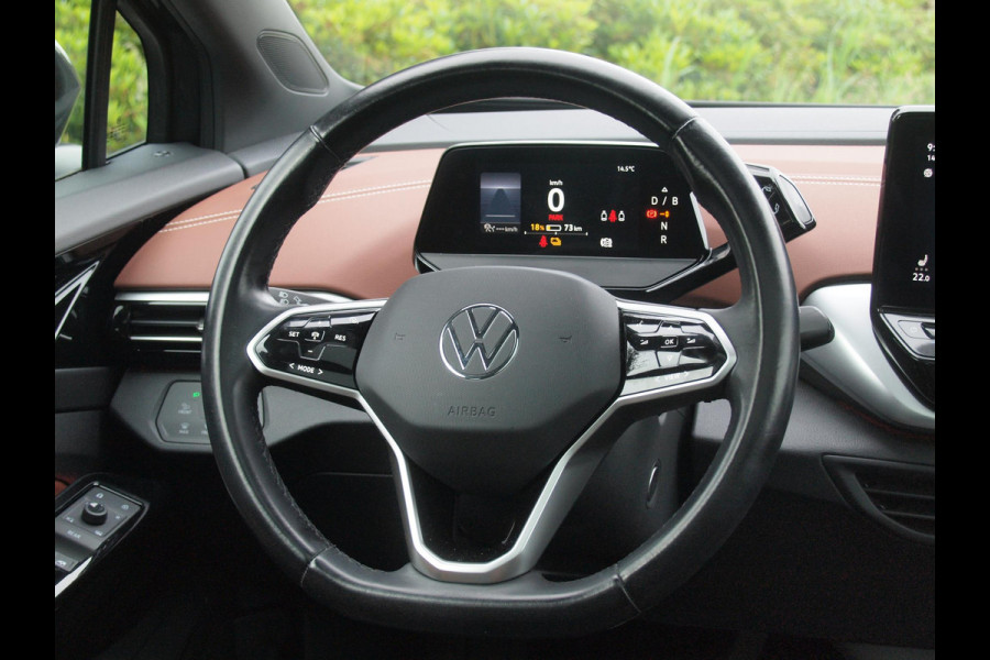 Volkswagen ID.4 Family 77 kWh | Panoramadak | Trekhaak | Sfeerverlichting | Camera | Apple Carplay |