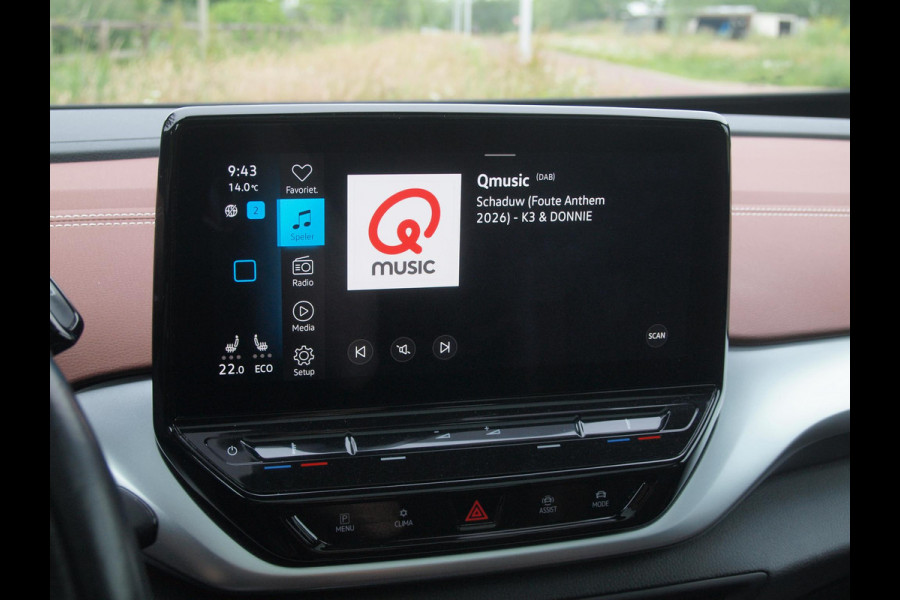 Volkswagen ID.4 Family 77 kWh | Panoramadak | Trekhaak | Sfeerverlichting | Camera | Apple Carplay |