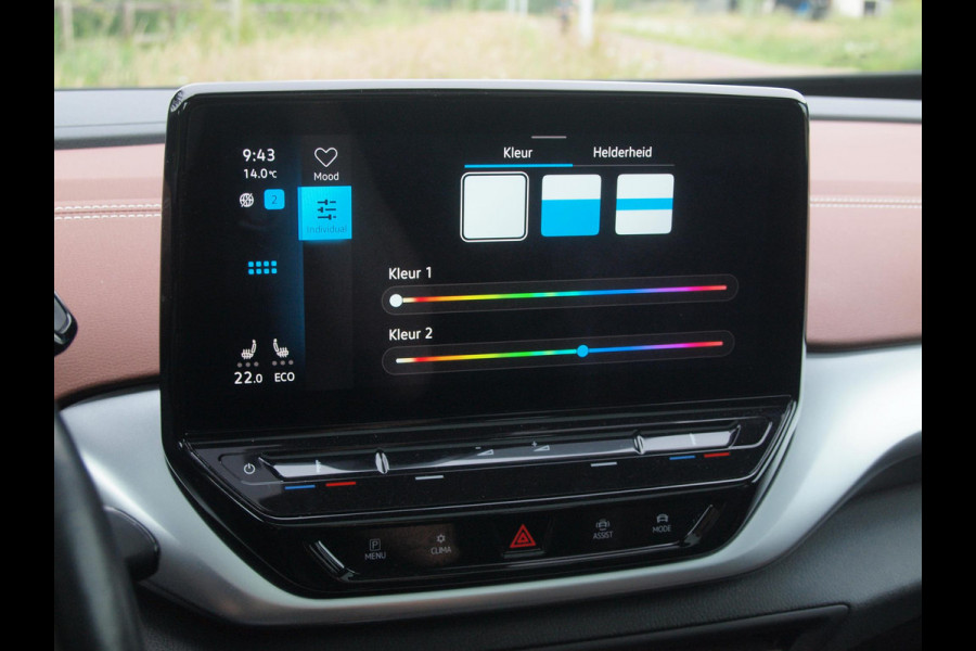 Volkswagen ID.4 Family 77 kWh | Panoramadak | Trekhaak | Sfeerverlichting | Camera | Apple Carplay |