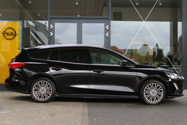 Ford FOCUS Wagon 1.0 EcoBoost Titanium Business | Achteruitrijcamera | Stoelverwarming | Trekhaak