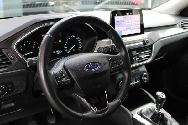 Ford FOCUS Wagon 1.0 EcoBoost Titanium Business | Achteruitrijcamera | Stoelverwarming | Trekhaak