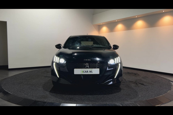 Peugeot e-208 EV GT Pack 50 kWh Panoramadak | leer-alcantara | 11 kW 3-fase