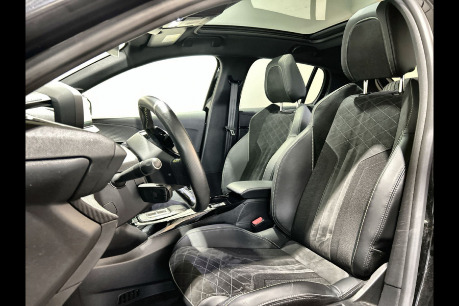 Peugeot e-208 EV GT Pack 50 kWh Panoramadak | leer-alcantara | 11 kW 3-fase