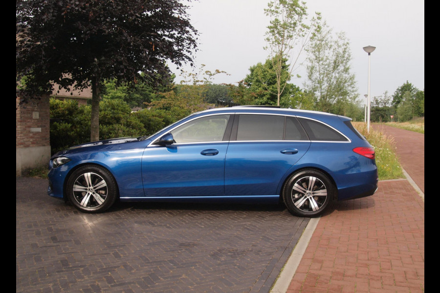 Mercedes-Benz C-Klasse Estate 200 Launch Edition Luxury Line | Panoramadak | Burmester Audio | Camera | Sfeerverlichting | Apple Carplay |