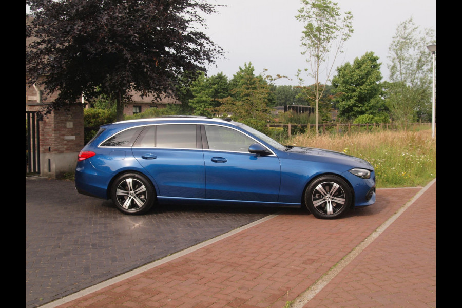 Mercedes-Benz C-Klasse Estate 200 Launch Edition Luxury Line | Panoramadak | Burmester Audio | Camera | Sfeerverlichting | Apple Carplay |