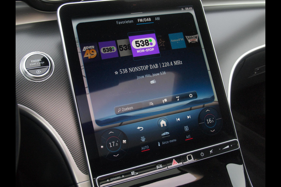 Mercedes-Benz C-Klasse Estate 200 Launch Edition Luxury Line | Panoramadak | Burmester Audio | Camera | Sfeerverlichting | Apple Carplay |