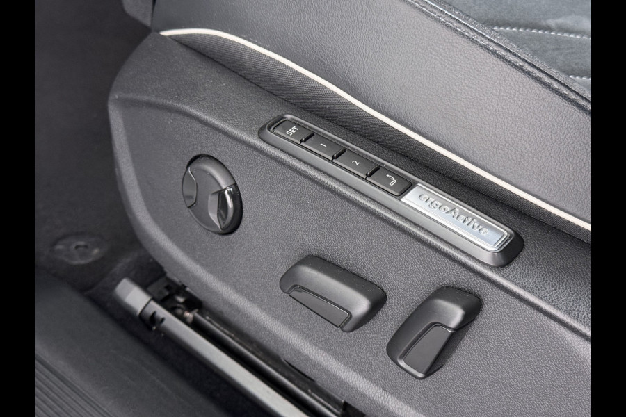 Volkswagen ID.4 GTX 4Motion 82kWh 300PK Trekhaak Ergo-Active Stoelen Elek.Verstelbaar+Memory Stoel+Stuurverwarming Adap.Cruise Navi Ecc Matrix led Apple Carplay Android Auto SOH 88% Top Sport Interieur Pakket Plus Lmv 20" 4WD AWD Keyless Advanced 1e Eigenaar Origineel Nederlandse Auto