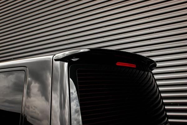 Volkswagen Transporter 2.0 TDI L2H1 150PK BULLI DC DUBBEL CABINE / LEIGHTONVANS BODYKIT / FULL OPTINS / LEDER / FULL BLACK / APPLE