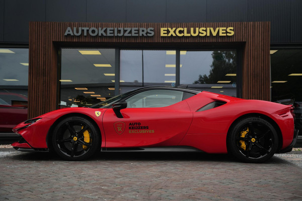 Ferrari SF90 Stradale 4.0 V8 Assetto Fiorano Fiorano Pack Carbon Fibre Daytona Racing Seats