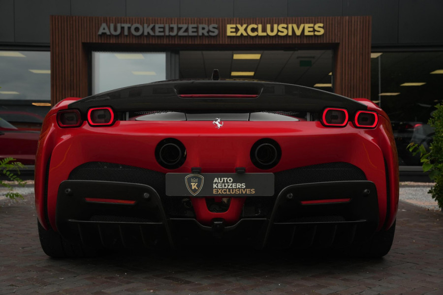 Ferrari SF90 Stradale 4.0 V8 Assetto Fiorano Fiorano Pack Carbon Fibre Daytona Racing Seats