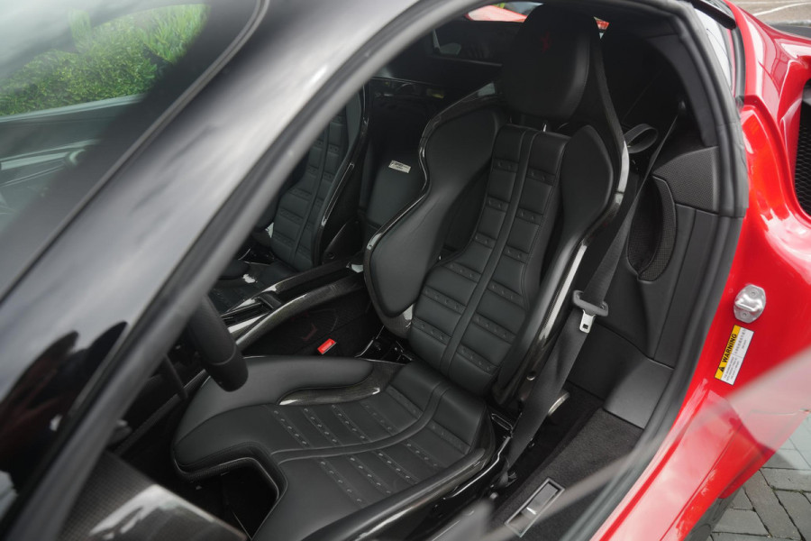 Ferrari SF90 Stradale 4.0 V8 Assetto Fiorano Fiorano Pack Carbon Fibre Daytona Racing Seats