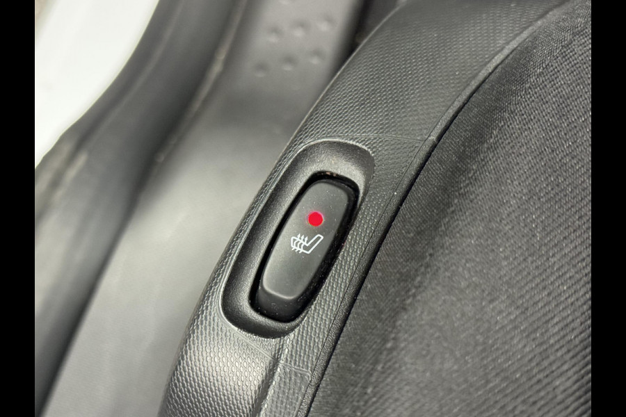 Smart Fortwo Cabrio EQ Comfort 18 kWh Automaat Navigatie Apple Carplay Android Auto Parkeersensoren Achter Climate Control Elektrisch Cabriodak DAB+