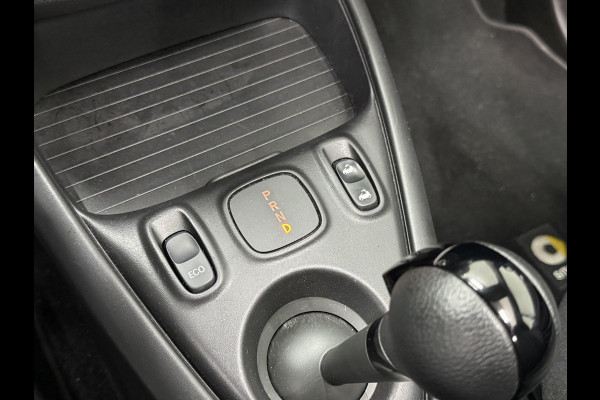 Smart Fortwo Cabrio EQ Comfort 18 kWh Automaat Navigatie Apple Carplay Android Auto Parkeersensoren Achter Climate Control Elektrisch Cabriodak DAB+
