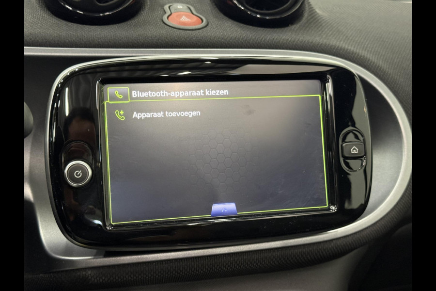 Smart Fortwo Cabrio EQ Comfort 18 kWh Automaat Navigatie Apple Carplay Android Auto Parkeersensoren Achter Climate Control Elektrisch Cabriodak DAB+