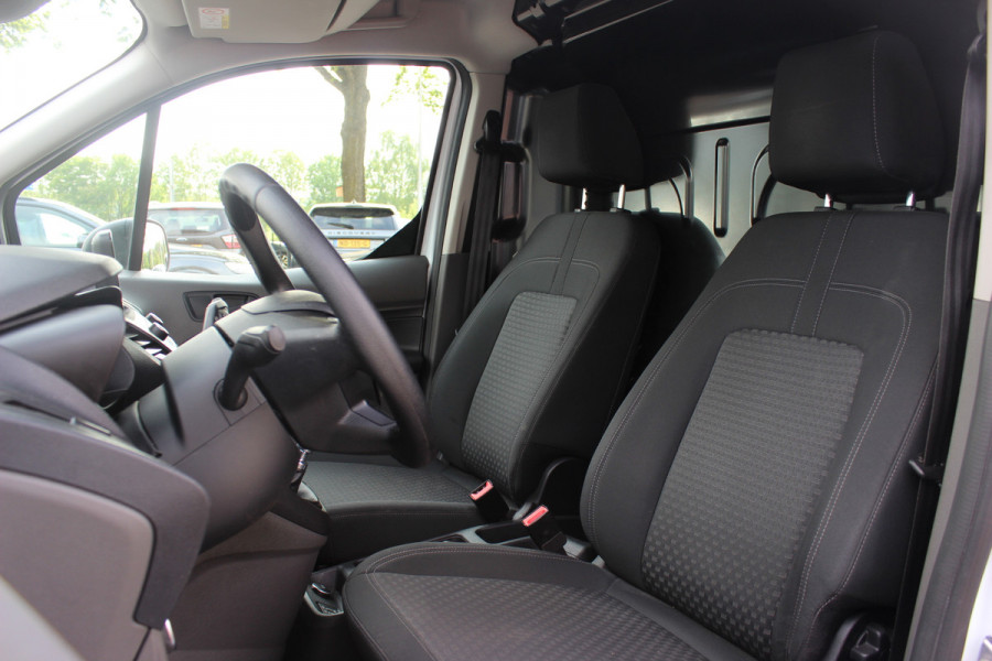 Ford Transit Connect 1.5 EcoBlue L2 Trend HP 100pk 84.395 km! / Trekhaak / Camera / CarPlay / 17'' / Stuur+Stoelverwarming / Inbouw / Zijschuifdeur rechts / Cruise Control