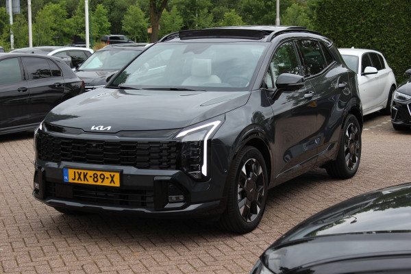 Kia Sportage 1.6 T-GDi Plug-in Hybrid GT-PlusLine / Panoramadak / 360Camera / Head-up / Leder / Matrix LED / Keyless / 18'' / CarPlay / Harman Kardon / Stoelventilatie / Stoelverwarming 4x / Dodehoek / DAB / ACC