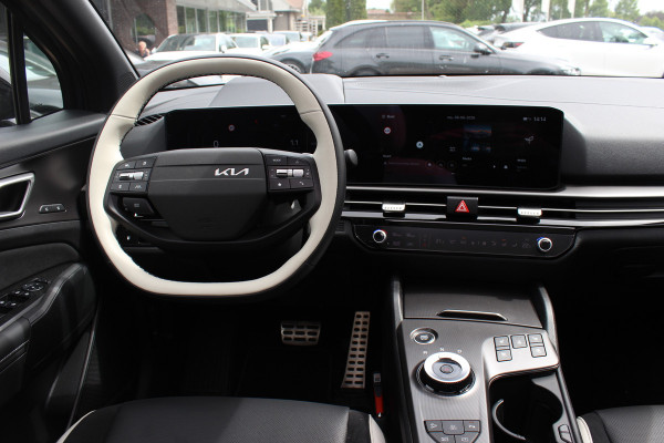 Kia Sportage 1.6 T-GDi Plug-in Hybrid GT-PlusLine / Panoramadak / 360Camera / Head-up / Leder / Matrix LED / Keyless / 18'' / CarPlay / Harman Kardon / Stoelventilatie / Stoelverwarming 4x / Dodehoek / DAB / ACC