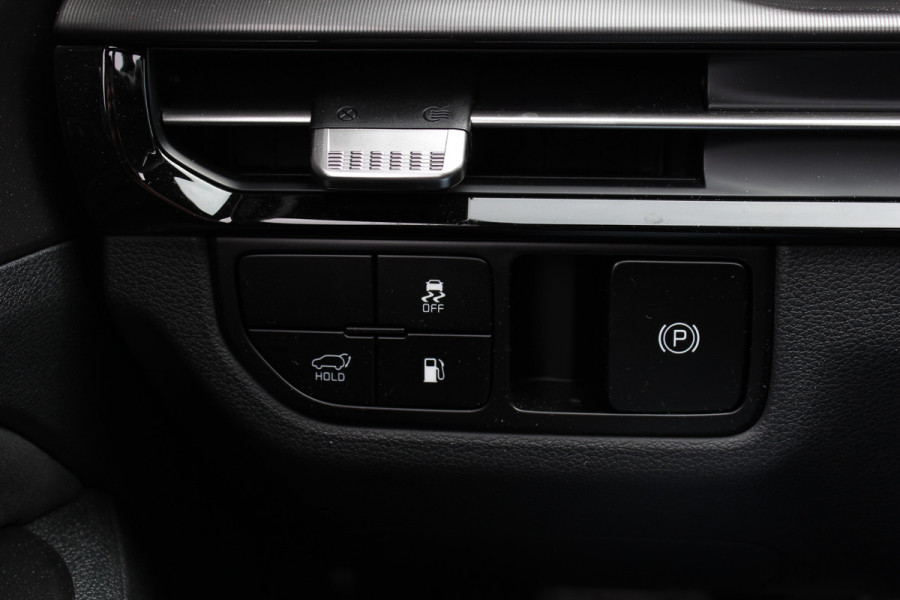 Kia Sportage 1.6 T-GDi Plug-in Hybrid GT-PlusLine / Panoramadak / 360Camera / Head-up / Leder / Matrix LED / Keyless / 18'' / CarPlay / Harman Kardon / Stoelventilatie / Stoelverwarming 4x / Dodehoek / DAB / ACC