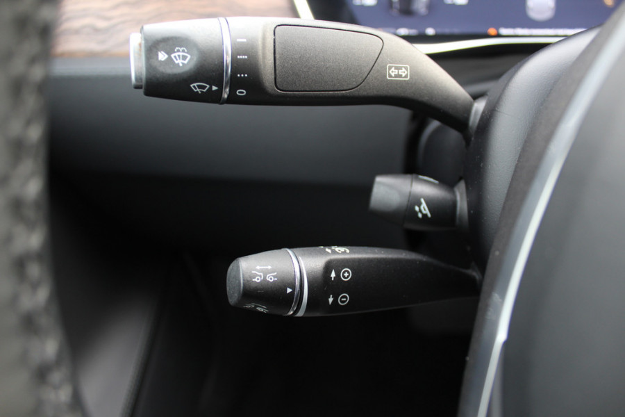 Tesla Model S 100D / SoH 88,6% / Autopilot 2.5 / Luchtvering / Panoramadak / Performance package / Leder / Navigatie / 20'' / Audio Premium