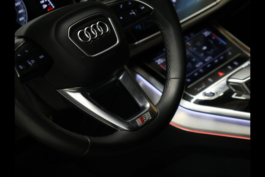 Audi Q7 55 TFSI e quattro S Line [SCHUIFKANTELDAK, BANG & OLUFSEN, LUCHTVERING, APPLE CARPLAY, ANDROID, MEMORY SEATS, HEAD-UP, PARKEER ASSISTENT, 360 CAMERA, STOELVERWARMING, ADAPTIVE CRUISE, VOL LEDER, NIEUWSTAAT]