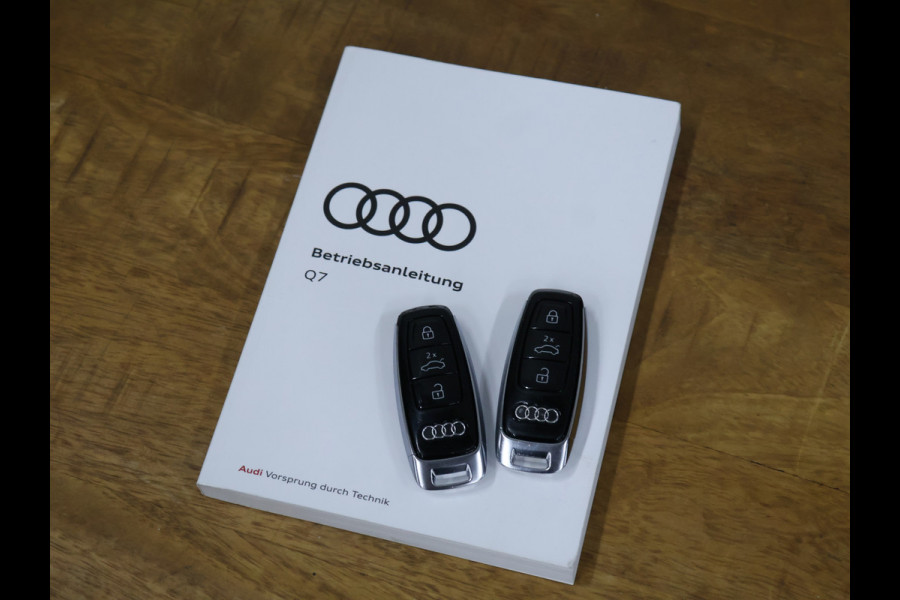Audi Q7 55 TFSI e quattro S Line [SCHUIFKANTELDAK, BANG & OLUFSEN, LUCHTVERING, APPLE CARPLAY, ANDROID, MEMORY SEATS, HEAD-UP, PARKEER ASSISTENT, 360 CAMERA, STOELVERWARMING, ADAPTIVE CRUISE, VOL LEDER, NIEUWSTAAT]