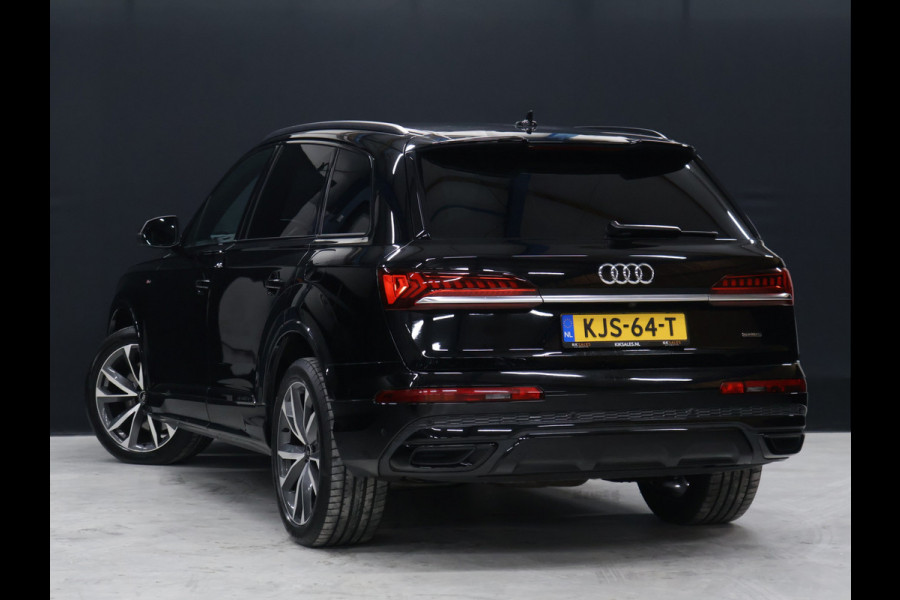 Audi Q7 60 TFSI e quattro Competition S Line [LUCHTVERING, TREKHAAK UITKLAPBAAR, SFEERVERLICHTING, ELEKTRISCH VERSTELBARE STOELEN, APPLE CARPLAY, ANDROID, STOELVERWARMING, CAMERA, PDC V+A, VOL LEDER, CRUISE, CLIMATE, NIEUWSTAAT]