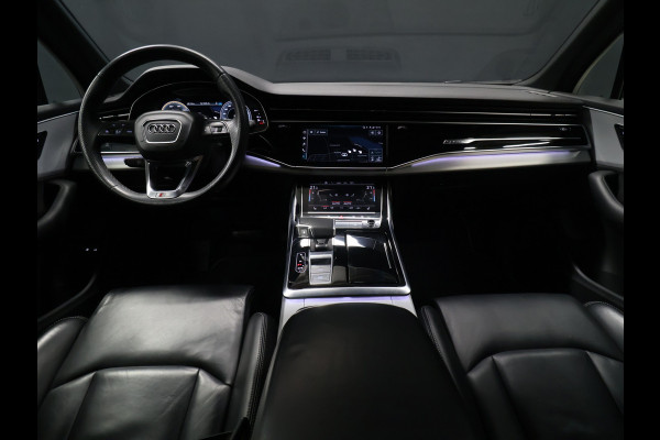 Audi Q7 60 TFSI e quattro Competition S Line [LUCHTVERING, TREKHAAK UITKLAPBAAR, SFEERVERLICHTING, ELEKTRISCH VERSTELBARE STOELEN, APPLE CARPLAY, ANDROID, STOELVERWARMING, CAMERA, PDC V+A, VOL LEDER, CRUISE, CLIMATE, NIEUWSTAAT]