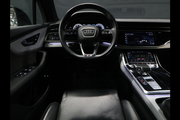 Audi Q7 60 TFSI e quattro Competition S Line [LUCHTVERING, TREKHAAK UITKLAPBAAR, SFEERVERLICHTING, ELEKTRISCH VERSTELBARE STOELEN, APPLE CARPLAY, ANDROID, STOELVERWARMING, CAMERA, PDC V+A, VOL LEDER, CRUISE, CLIMATE, NIEUWSTAAT]