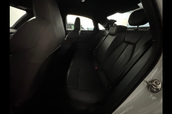 Audi A3 LIMOUSINE 30 TFSI Business edition Keyless|CarPlay