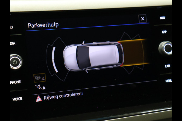 Volkswagen Polo 1.0 TSI R Line [SCHUIFDAK, APPLE CARPLAY, ANDROID AUTO, CRUISE CONTROL, CLIMATE CONTROL, PARKEERSENSORS, NIEUWSTAAT]