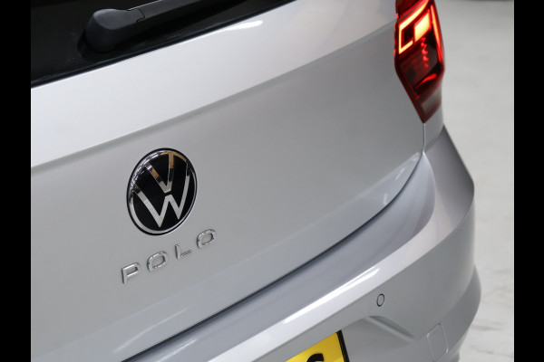 Volkswagen Polo 1.0 TSI R Line [SCHUIFDAK, APPLE CARPLAY, ANDROID AUTO, CRUISE CONTROL, CLIMATE CONTROL, PARKEERSENSORS, NIEUWSTAAT]