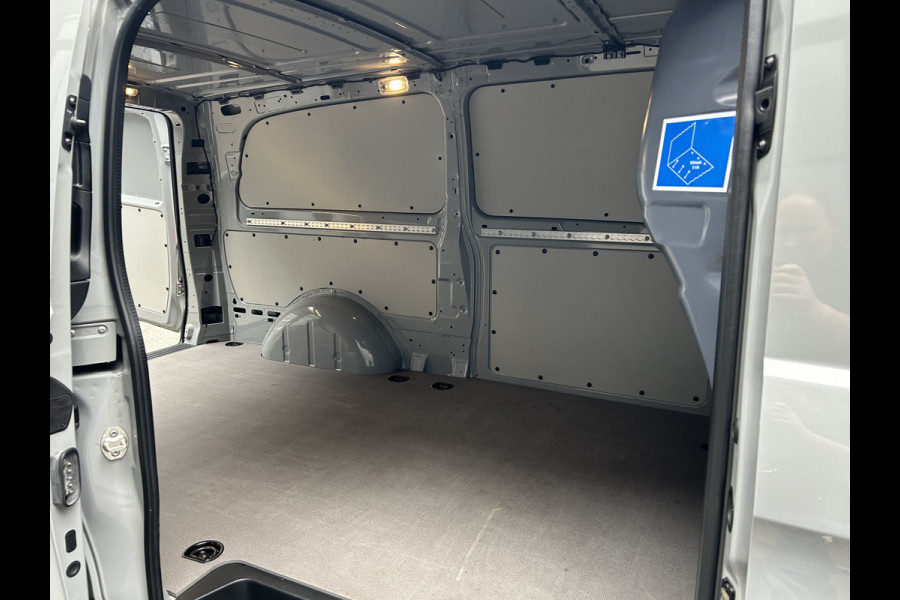 Mercedes-Benz Vito 116 CDI L3 Pro / 2500KG Trekhaak / MBUX / Navigatie / Camera / Cruise control / Airco / LMV