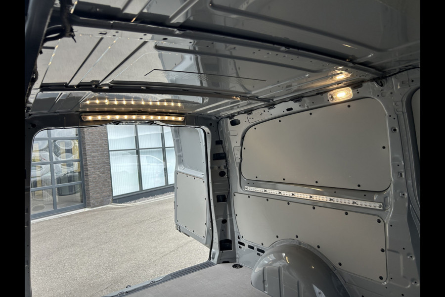 Mercedes-Benz Vito 116 CDI L3 Pro / 2500KG Trekhaak / MBUX / Navigatie / Camera / Cruise control / Airco / LMV