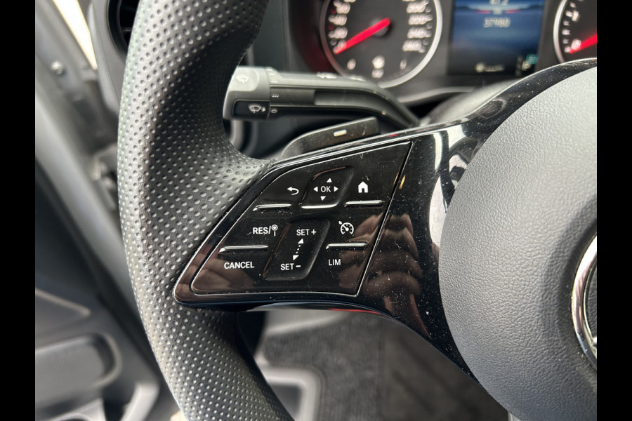 Mercedes-Benz Vito 116 CDI L3 Pro / 2500KG Trekhaak / MBUX / Navigatie / Camera / Cruise control / Airco / LMV