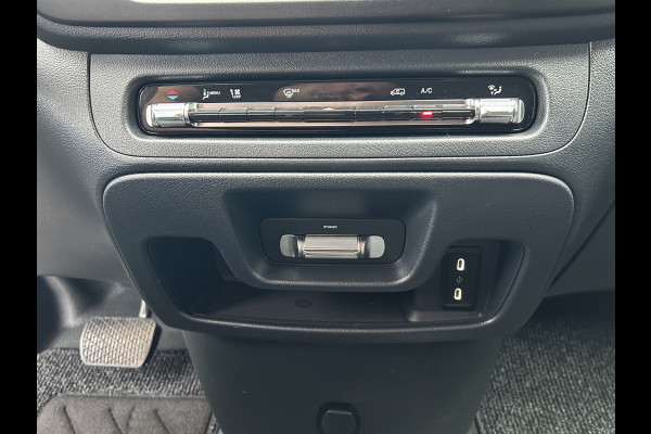 Mercedes-Benz Vito 116 CDI L3 Pro / 2500KG Trekhaak / MBUX / Navigatie / Camera / Cruise control / Airco / LMV