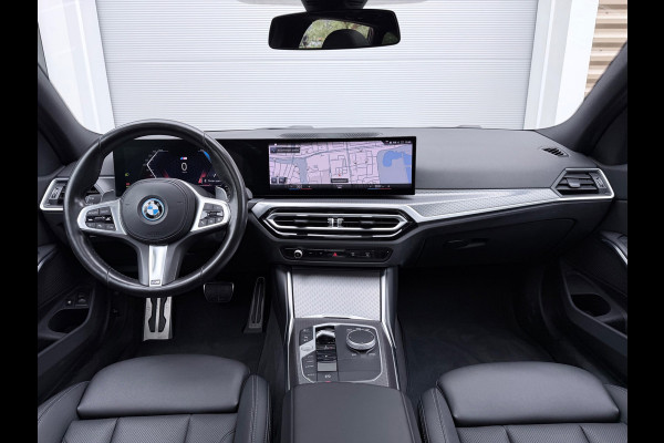 BMW 3 Serie Touring 320e Pano/Camera/Trekhaak
