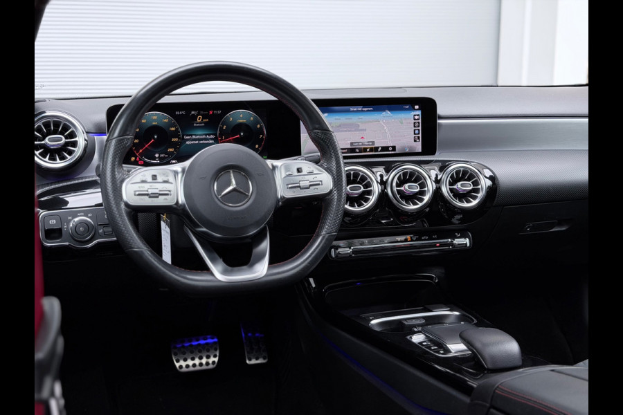 Mercedes-Benz A-Klasse 200 Launch Edition Premium Plus Pano/Sfeer