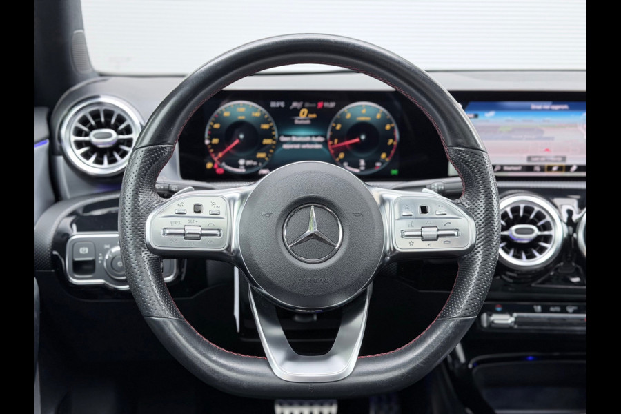 Mercedes-Benz A-Klasse 200 Launch Edition Premium Plus Pano/Sfeer