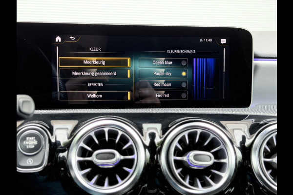 Mercedes-Benz A-Klasse 200 Launch Edition Premium Plus Pano/Sfeer
