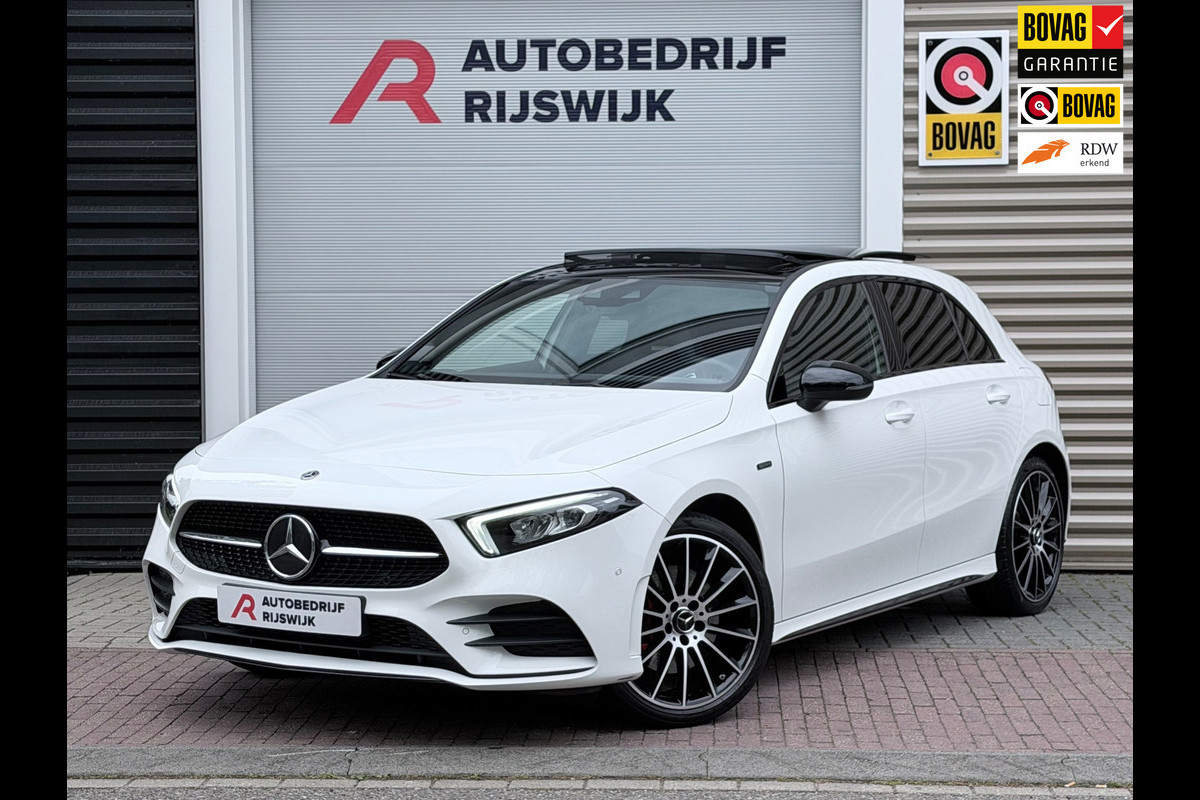 Mercedes-Benz A-Klasse 250 e AMG Line Pano/AR/sfeer/Camera