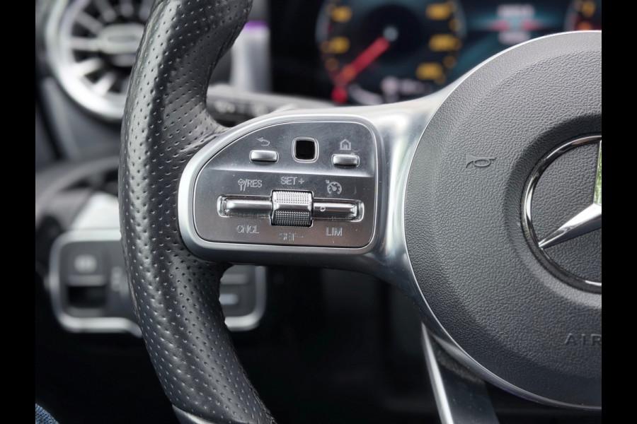 Mercedes-Benz A-Klasse 250 e AMG Line Pano/AR/sfeer/Camera