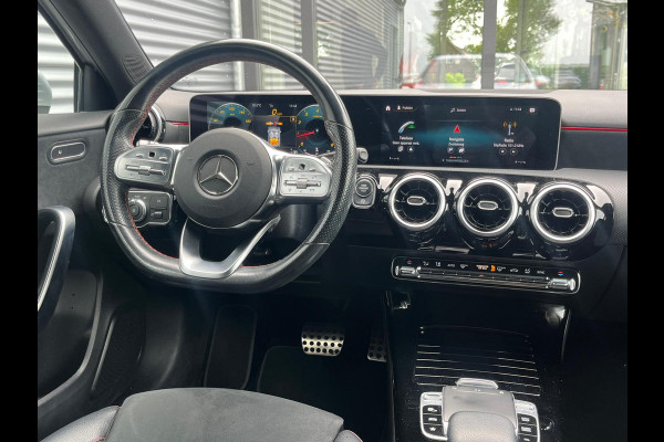 Mercedes-Benz A-Klasse 180 Business Solution AMG