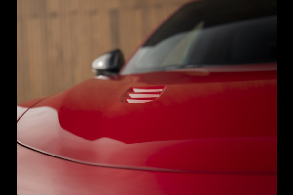 Alfa Romeo Stelvio 2.9 V6 AWD Quadrifoglio | Harman/Kardon | Rosso Competizione | Adapt. cruise | CarPlay | Carbon stuur