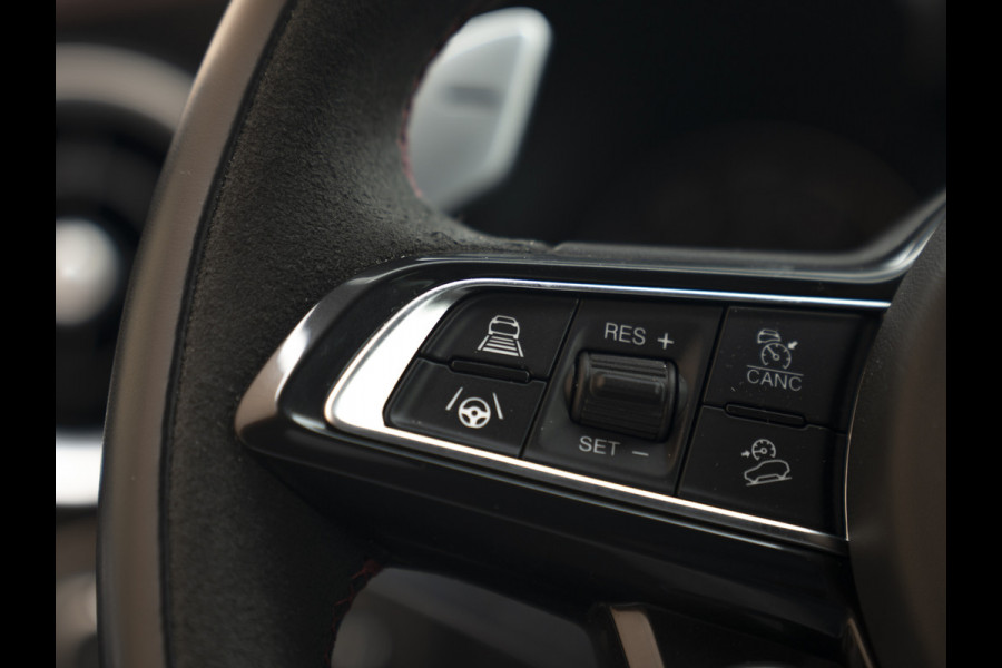 Alfa Romeo Stelvio 2.9 V6 AWD Quadrifoglio | Harman/Kardon | Rosso Competizione | Adapt. cruise | CarPlay | Carbon stuur