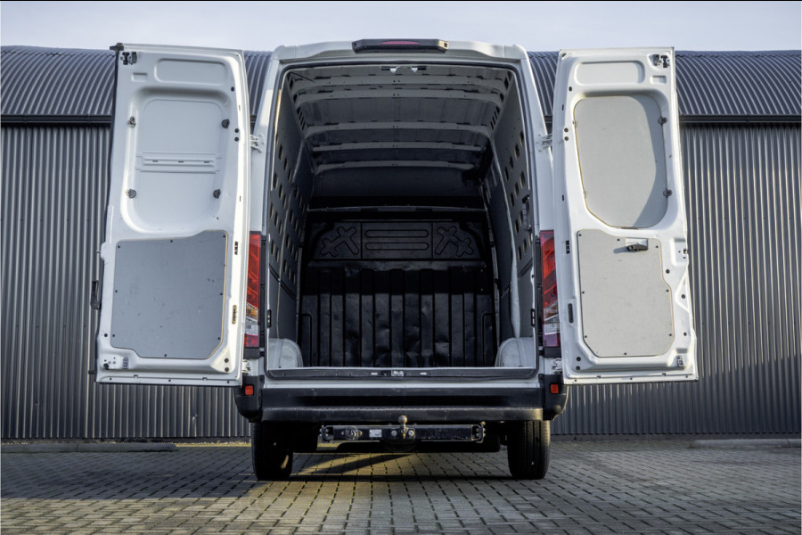 Iveco Daily 35S14V 2.3 L2H2 | Automaat | Trekhaak | Euro 6 | Cruise | Climate | 3500 KG Trekgewicht
