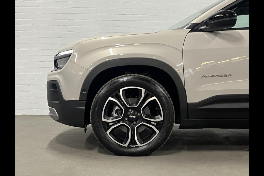 Jeep Avenger Summit 54 kWh *2.496 km* Adaptive cruise control | Camera | Carplay | Airco | Dodehoek detectie | 18" lichtmetalen wielen |