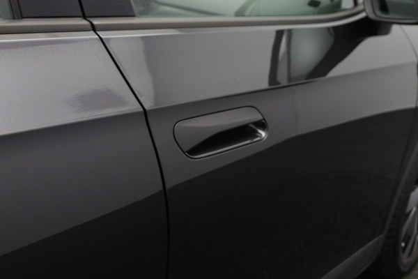 Volkswagen ID.4 Life 77 kWh 204 PK, SOH 92 %, Trekhaak, Carplay, WInterpakket, Adap. Cruise Control